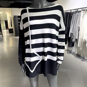 COPY - Sarah Pacini oversized tunic top, black and ivory